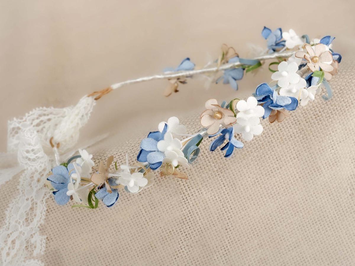 ZOYSAN Blue Flower Wreath for Communion and Ceremony 20365